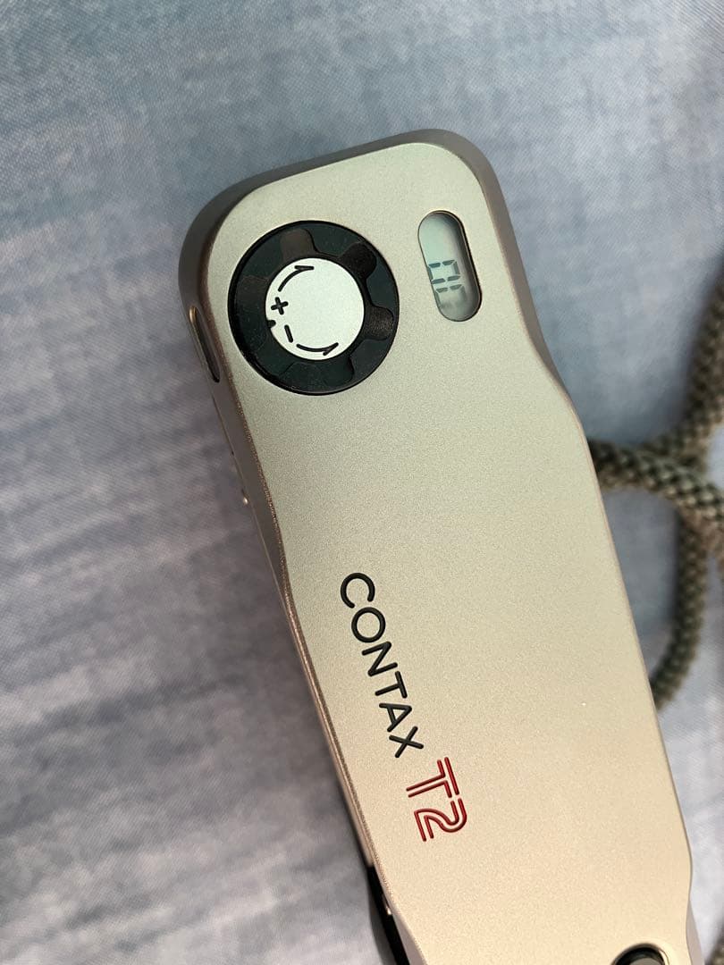 CONTAX T2 コンパクトフィルムカメラ