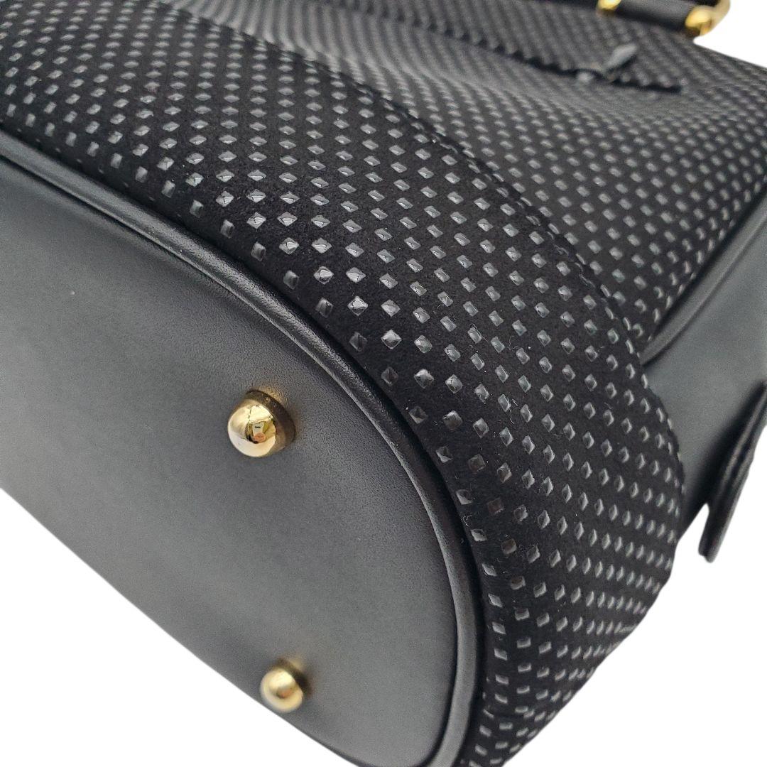 美品 印傳屋 INDEN-YA ハンドバッグ 鹿革 漆 甲州印伝 黒 ブラック