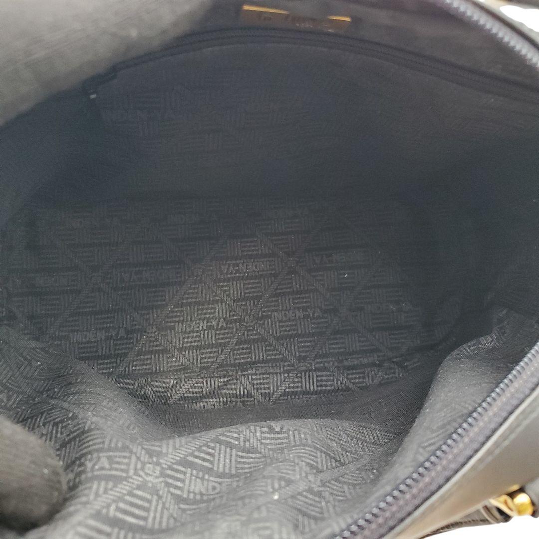 美品 印傳屋 INDEN-YA ハンドバッグ 鹿革 漆 甲州印伝 黒 ブラック