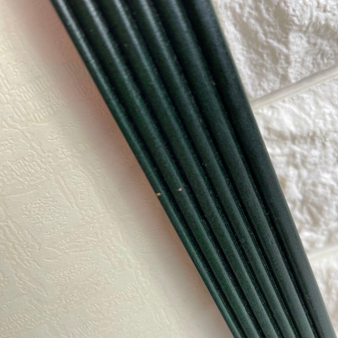 ベトナム刺繍絵、コスモス刺繍画、グエン.クオック.スゥ氏作、額入り