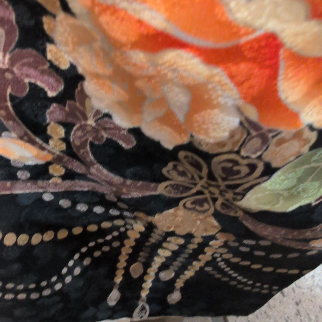 【現代柄】振袖 黒地 豪華な薔薇の花柄 Ｌ〜LＬサイズ１７０センチ