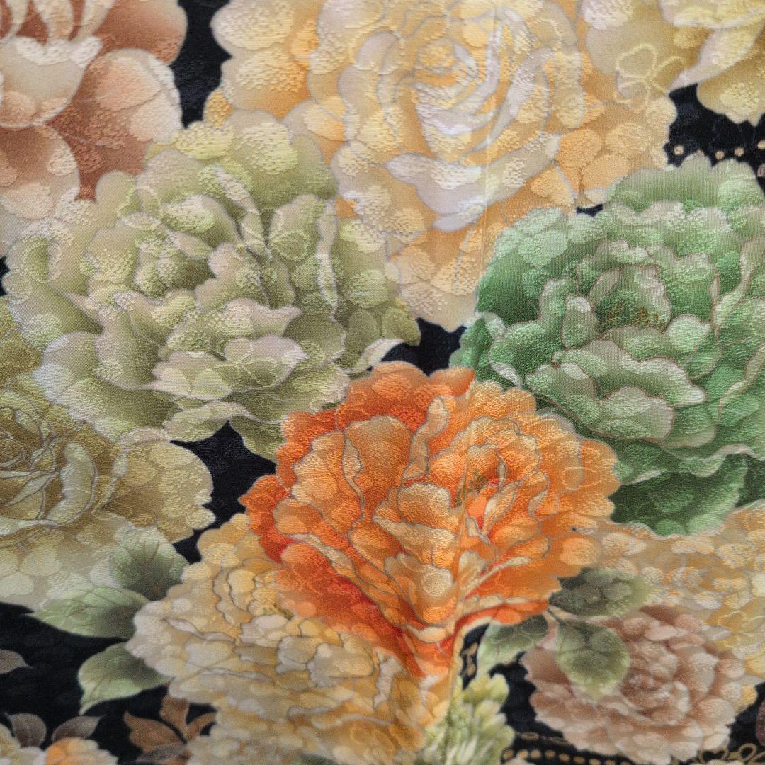 【現代柄】振袖 黒地 豪華な薔薇の花柄 Ｌ〜LＬサイズ１７０センチ
