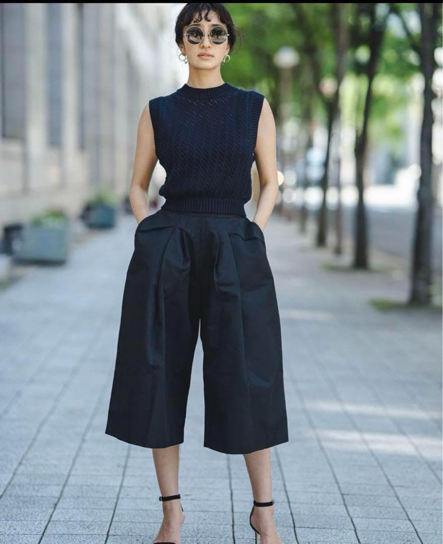 H01488）nala　 ナラ　ドレスパンツ　黒　2022　キュロット　ガウチョ