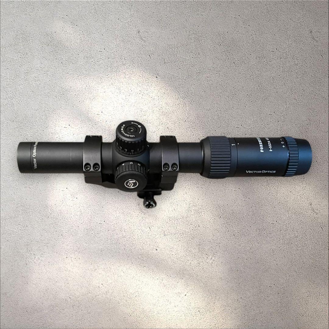 VectorOptics Forester 1-5x24mm GEN2 スコープ