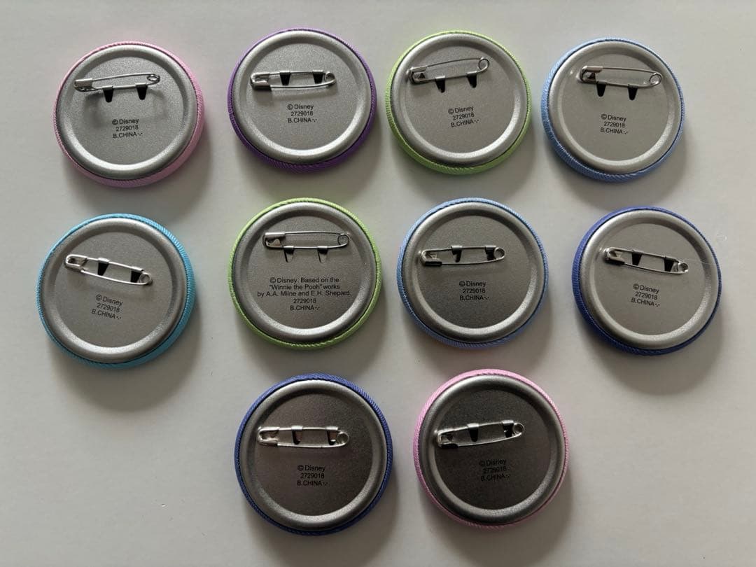 ディズニー　刺繍缶バッジ　ビスケットなし　10種