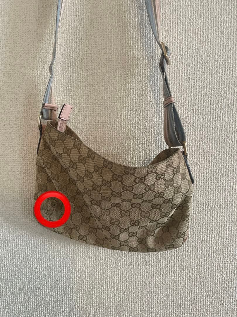 GUCCI ベージュ GGパターン ショルダーバッグ