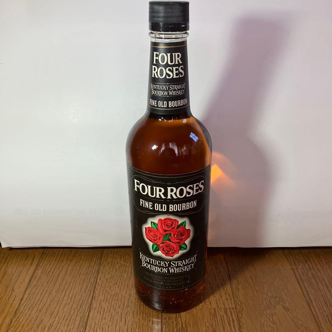 FOUR ROSES BLACK フォアローゼスブラック 旧旧ボトルプラキャップ