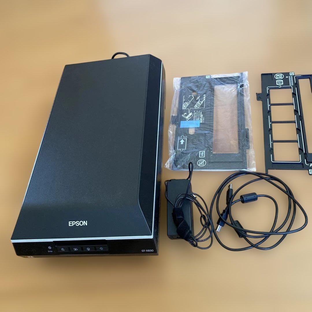 Epson GT-X830 フラットベッドスキャナー