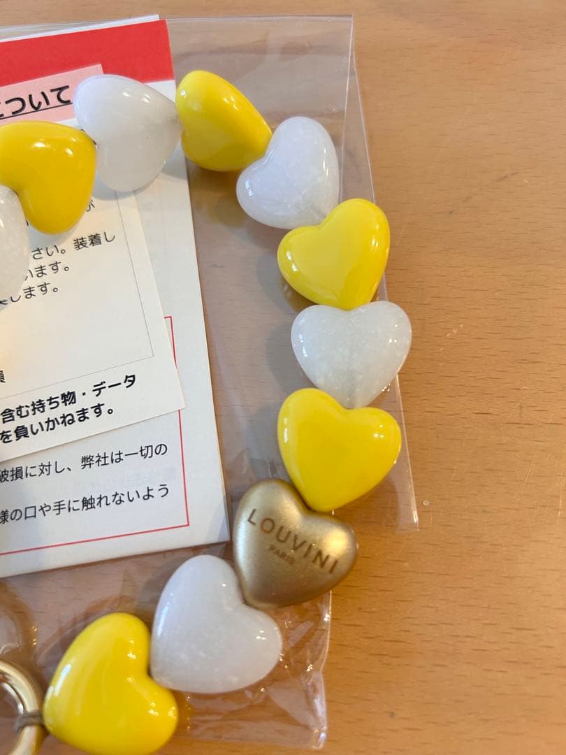 LOUVINI PARIS スマホストラップ