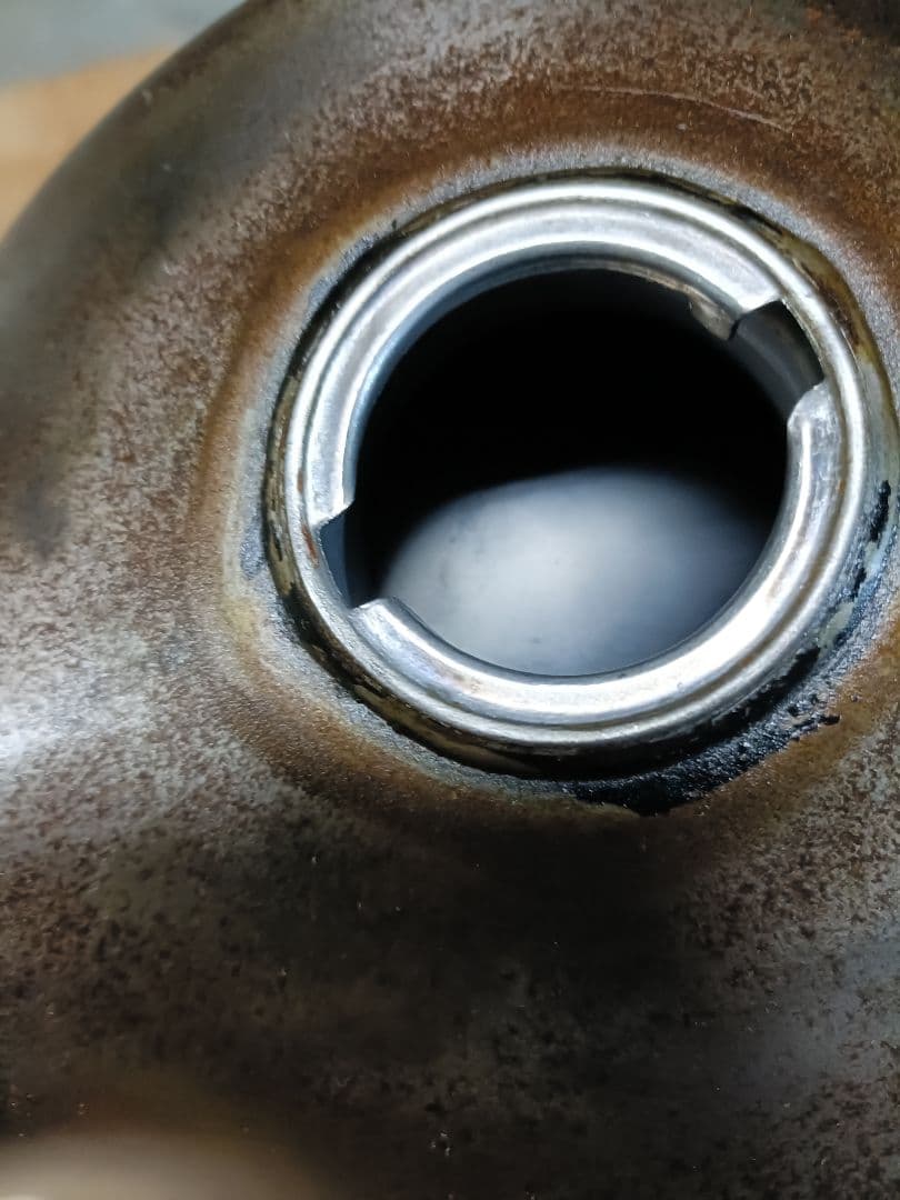 ftr223 純正タンク