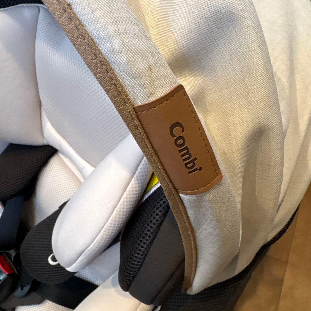 チャイルドシート　Combiコンビ　THE S ザエス　ZB-690