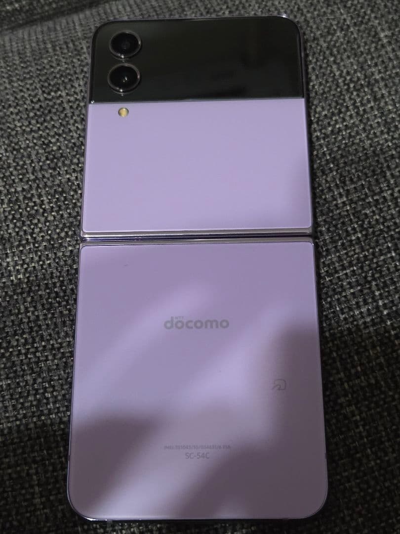 Samsung Galaxy Z Flip 4 パープル 本体 docomo美品