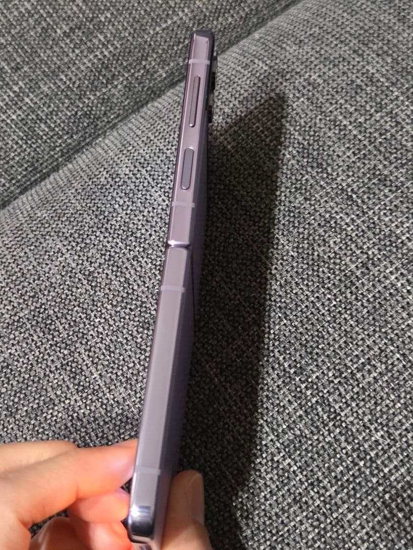 Samsung Galaxy Z Flip 4 パープル 本体 docomo美品