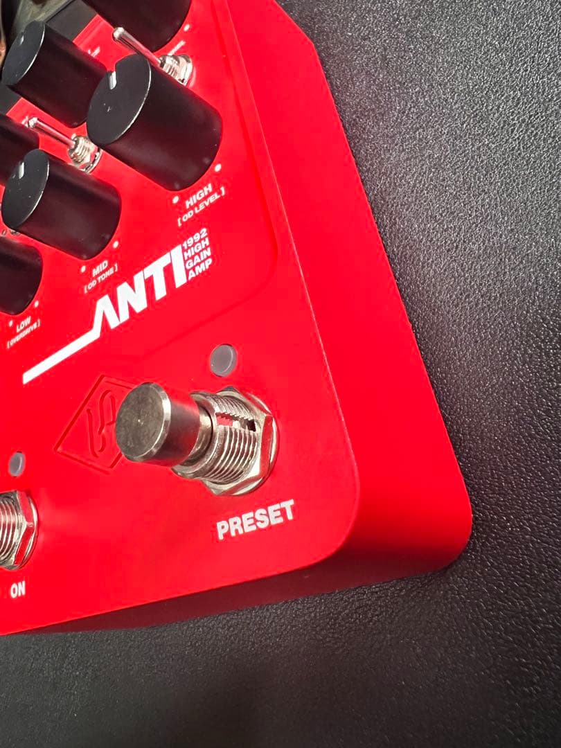 値下げ【アダプター付き】UAFX ANTI 1992 HIGH GAIN AMP