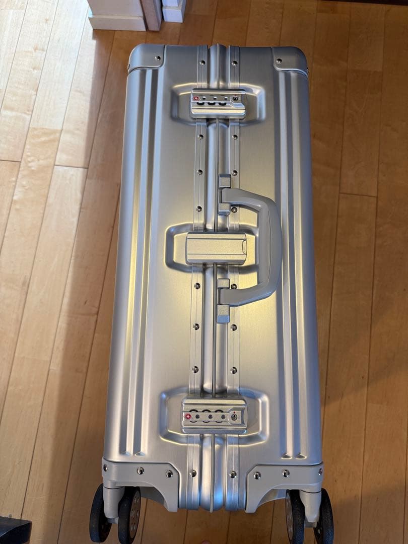 メルセデス・ベンツ　オリジナルアルミケース　スーツケース　65L