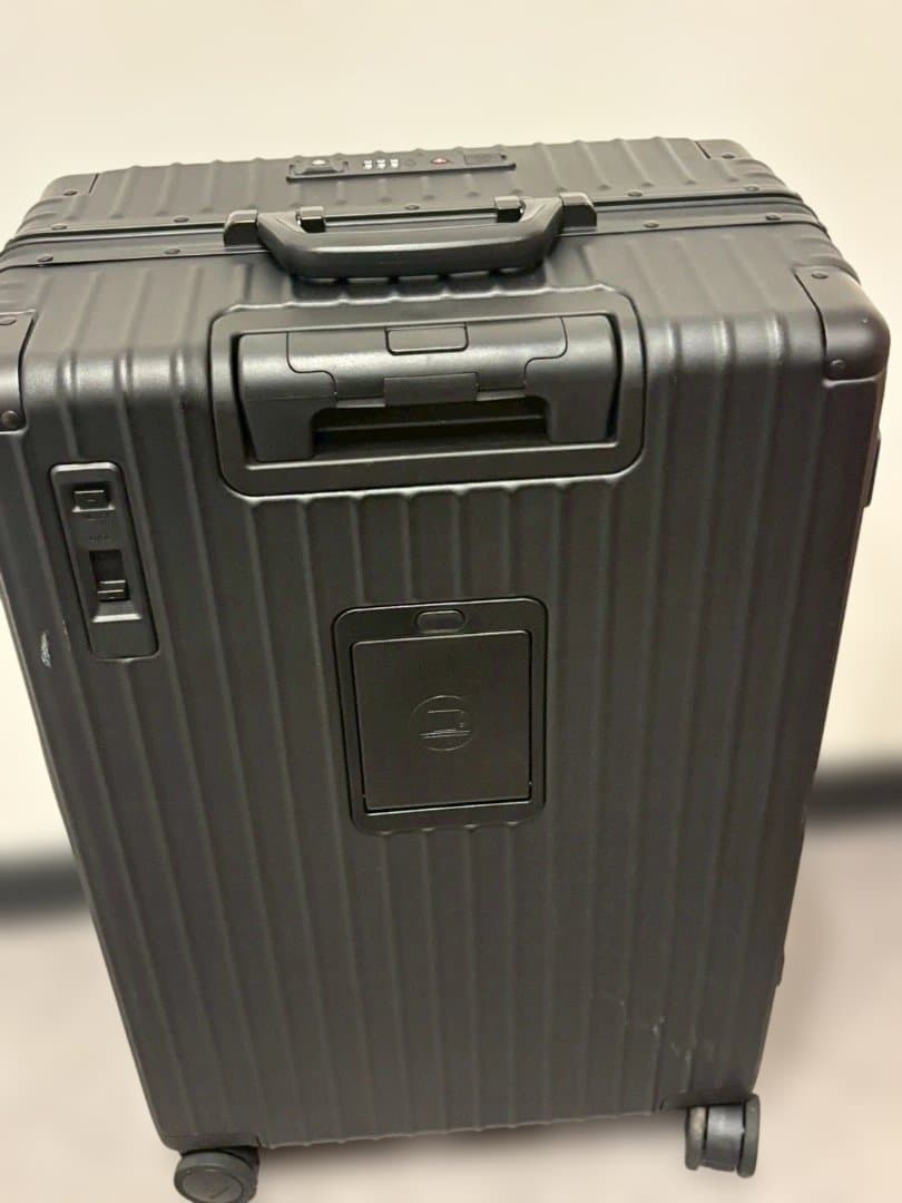 多機能キャリーケース【マットブラックM】B21