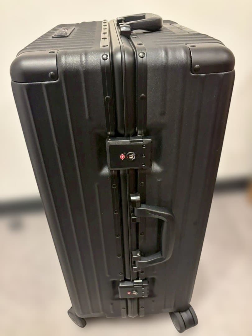 多機能キャリーケース【マットブラックM】B21