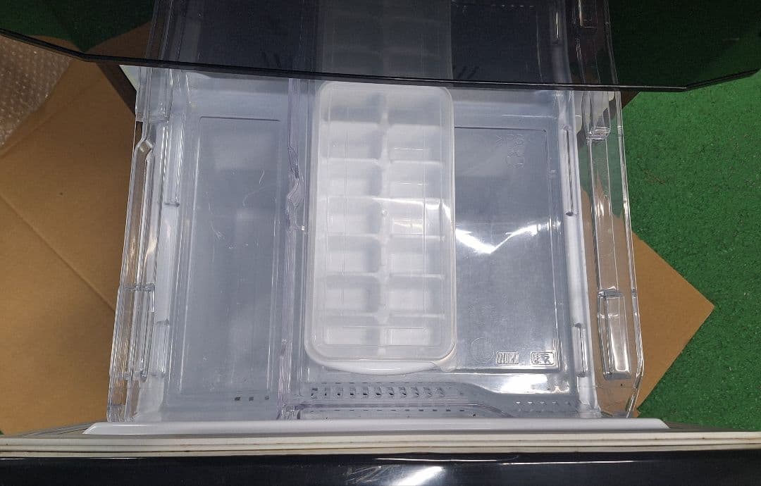 三菱　ノンフロン冷凍冷蔵庫　MR-P15X-B　2014年製