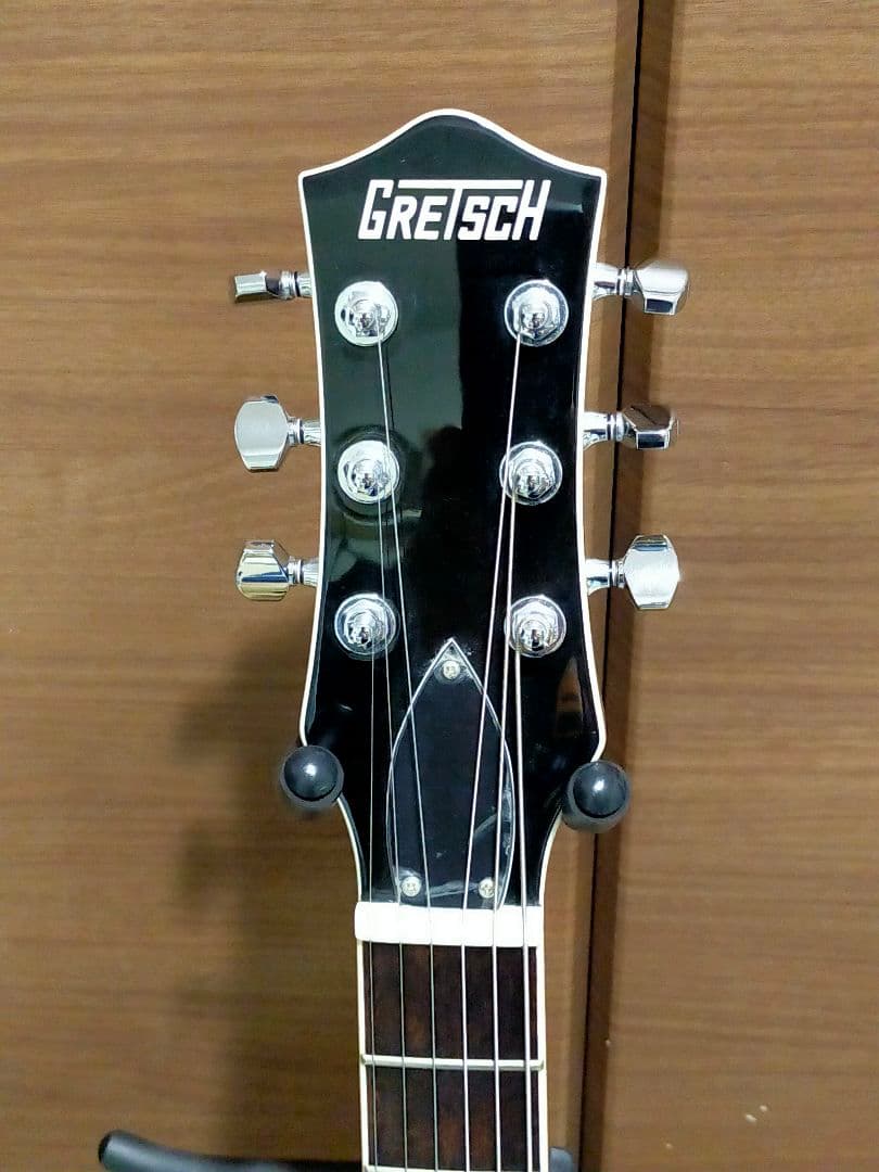 ギター G5220 JetBT SingleCut with VStoptail DCM