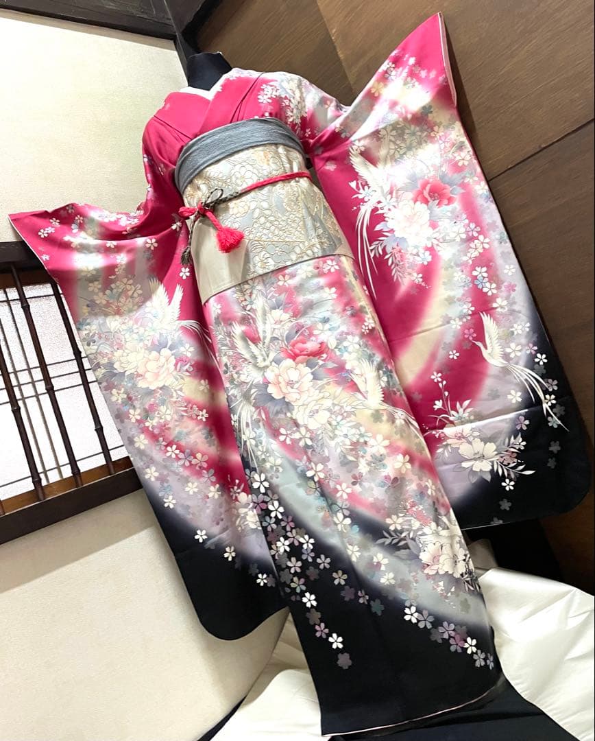 振袖 フルセット6点サイズM〜Ｌ熨斗吉祥花鳥蝶文　正絹売り切り終了