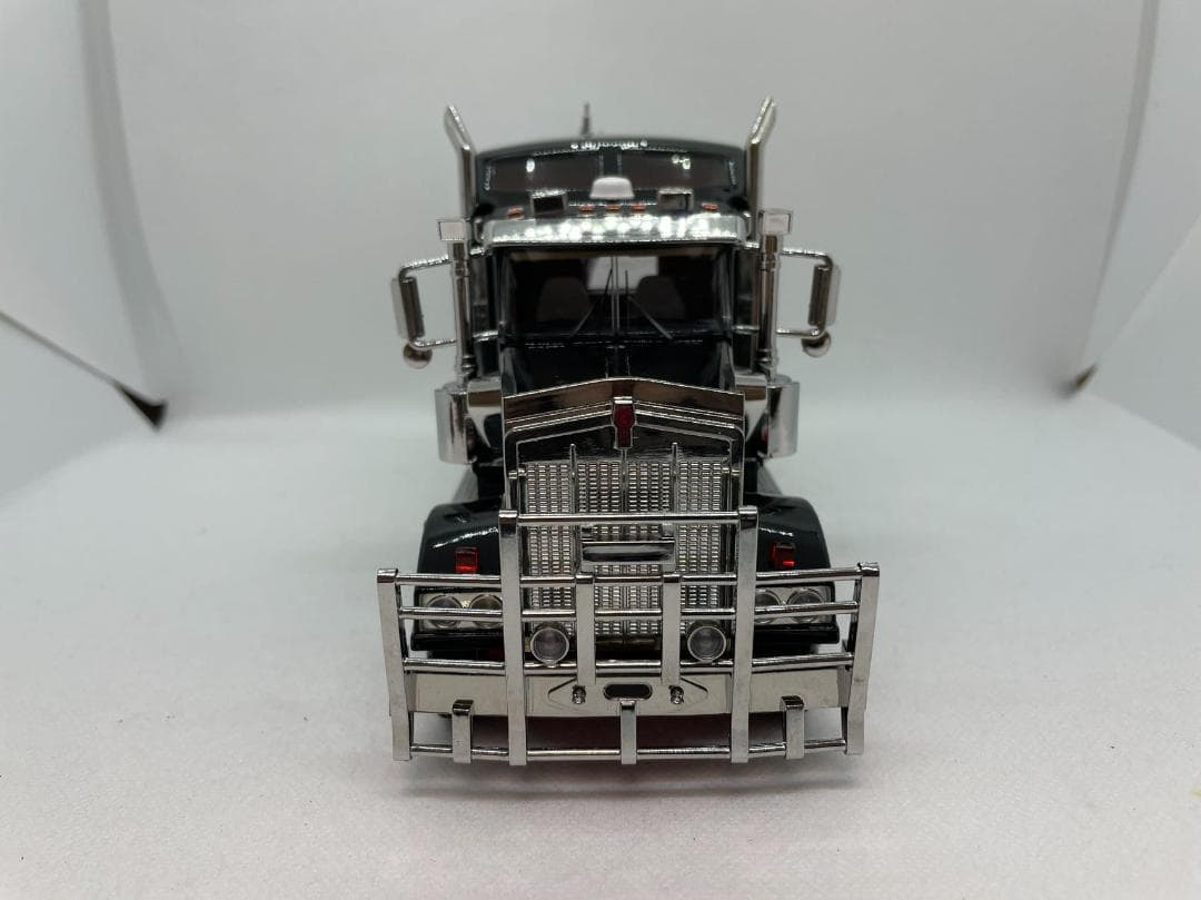 504-023 1/32 ケンワース T909 PRIME MOVER ブラック