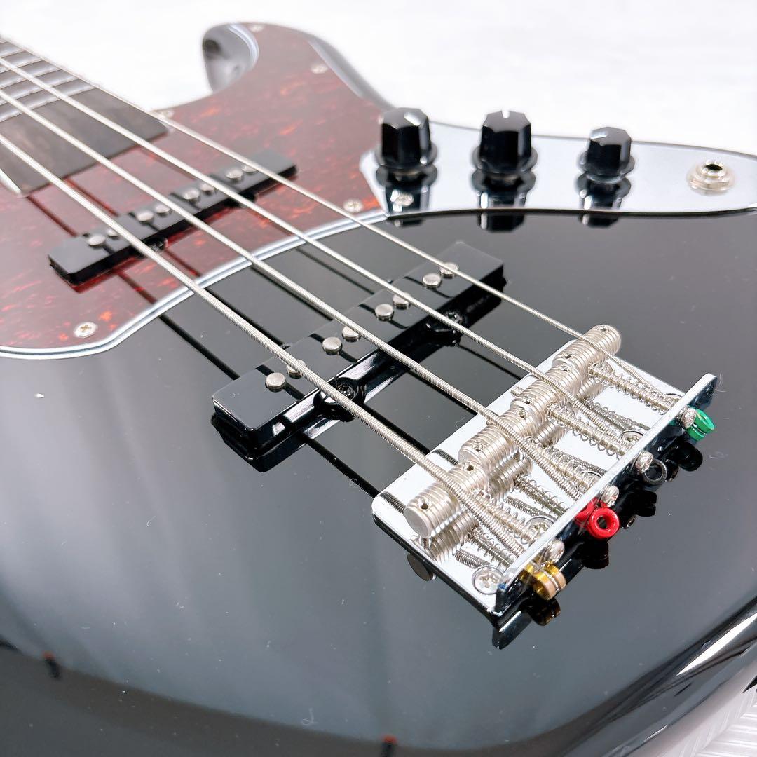 【ほぼ新品】Ryoga VAL-BASS エレキベース メーカー保証付き