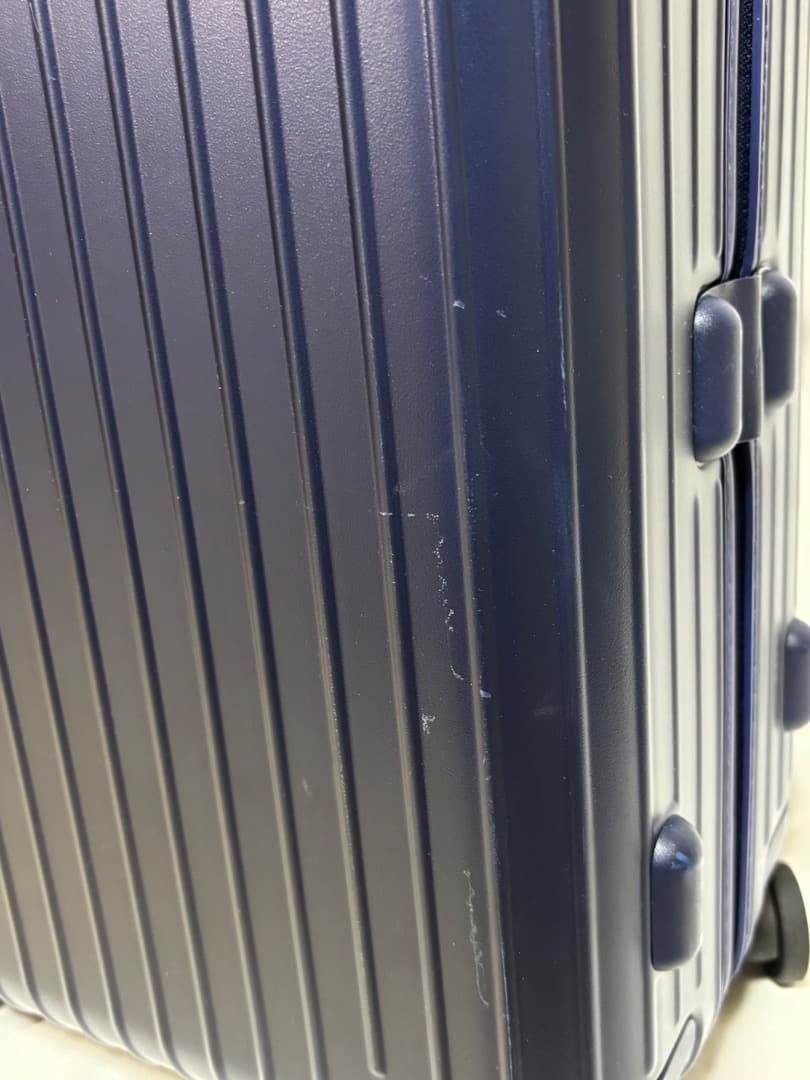 RIMOWA リモワ　エッセンシャル　　36L マットブルー