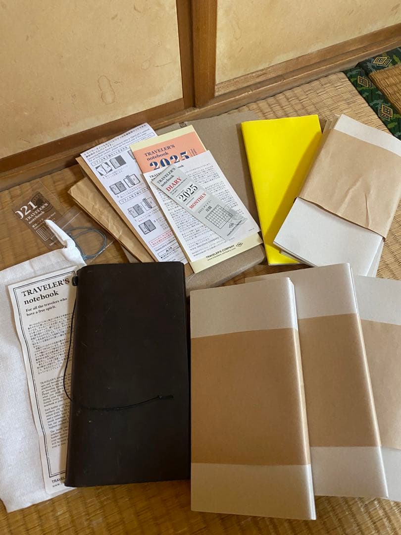 まとめTRAVELER'S notebook 予備無印ノート18冊+結束バンド