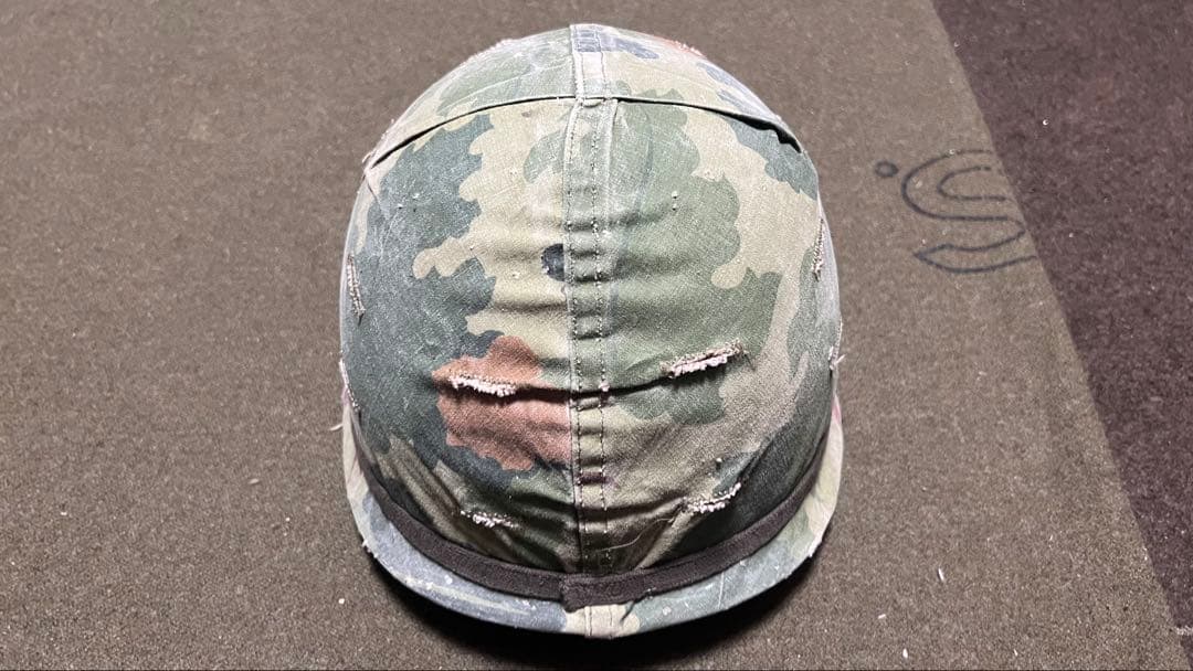 【実物】ヘルメット 米軍 ベトナム戦争M1 軍幕 ミッチェルパターン