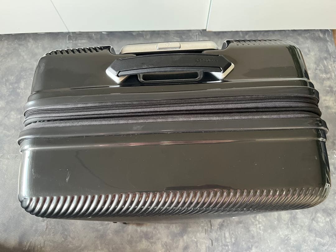 【送料込】サムソナイト　スーツケース　Volant 66/77L