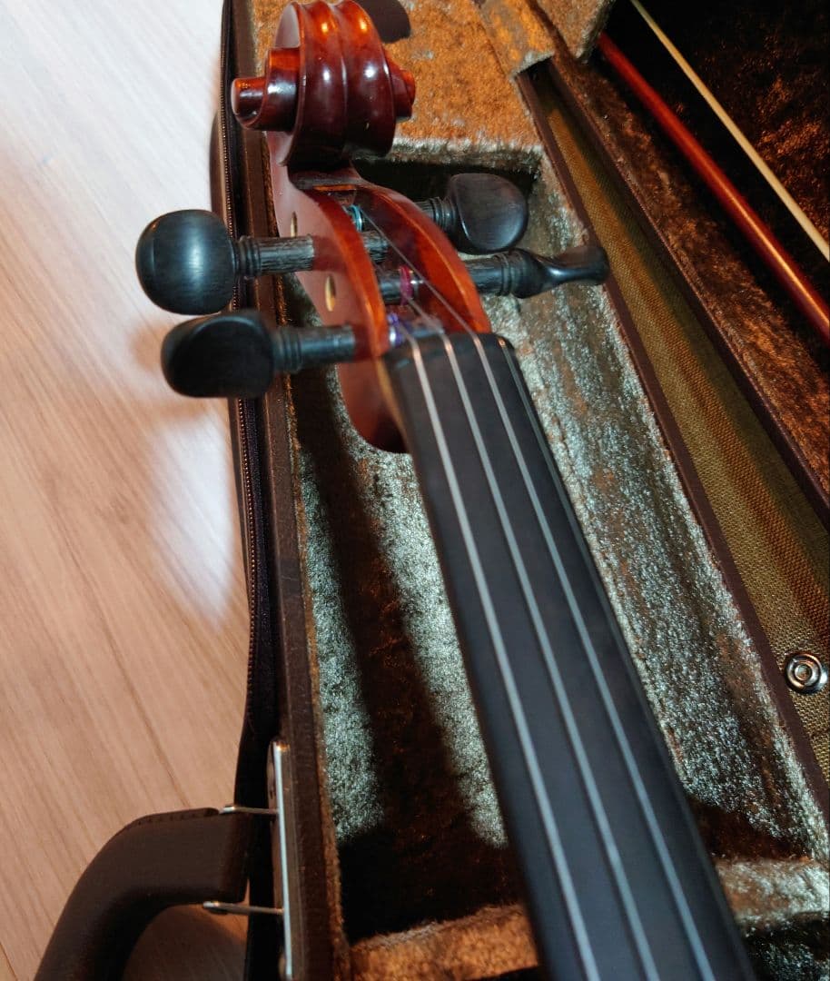 GLIGA グリガ バイオリン 4/4 ケース、弓、松脂、肩当付き 2000年製