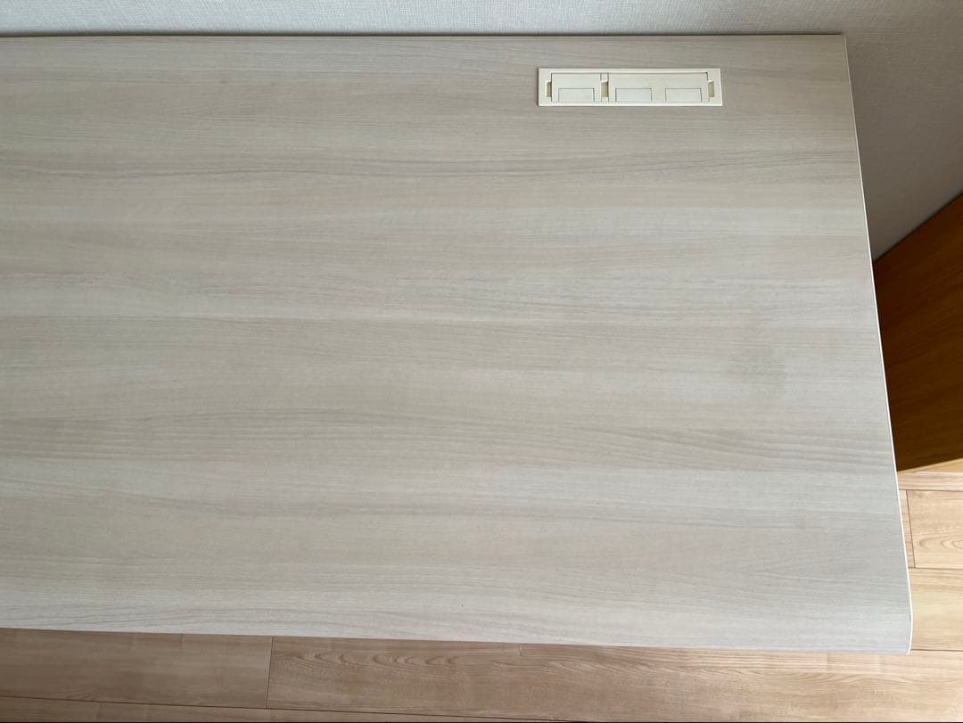 オカムラ 電動昇降デスク スイフト（swift） 幅155cm 奥行67.5cm