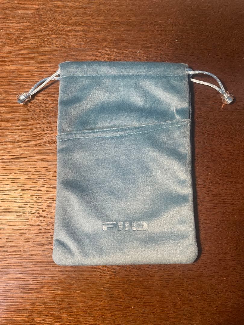 ほぼ新品　FIIO ポータブルカセット CP13 Transparent 透明