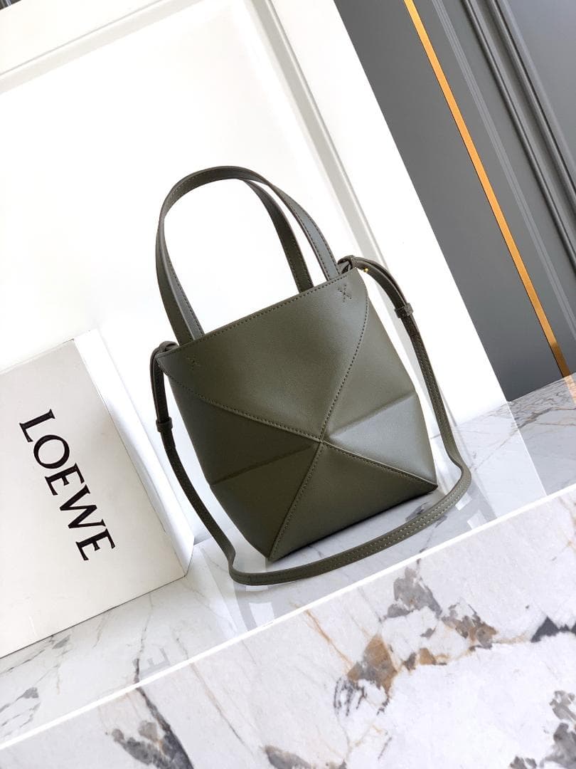 可愛い　トートバッグ　グリーン