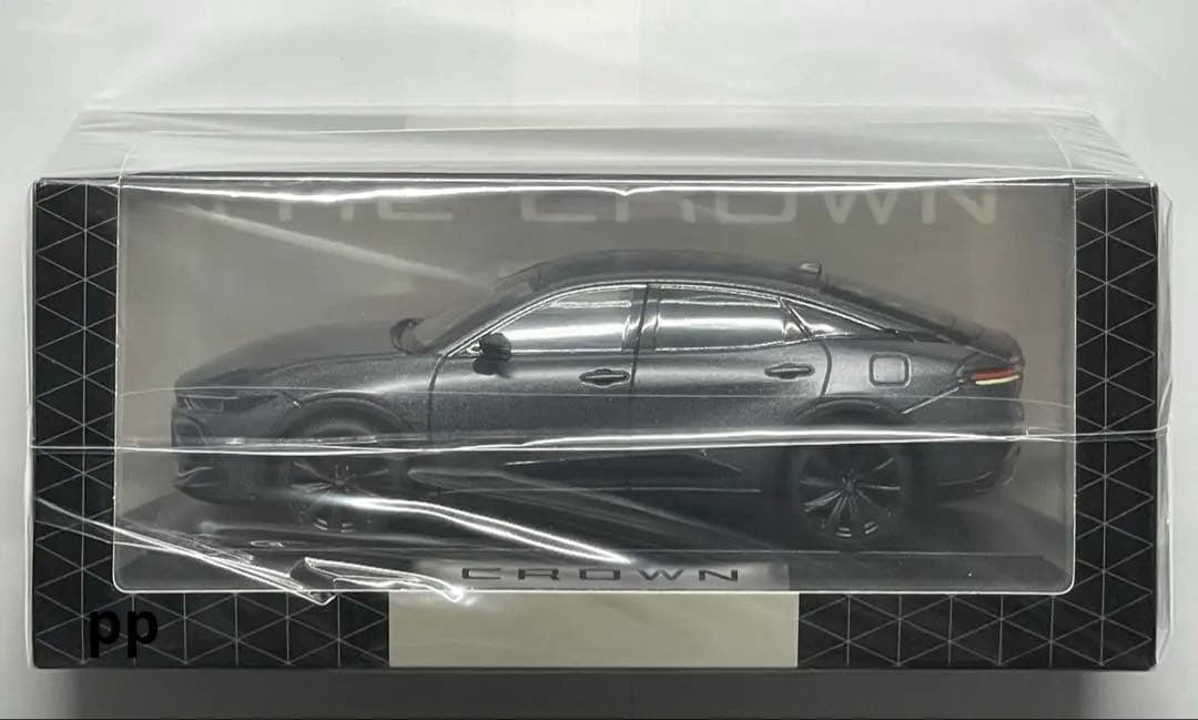 限定車トヨタ クラウン クロスオーバーRS マットメタル