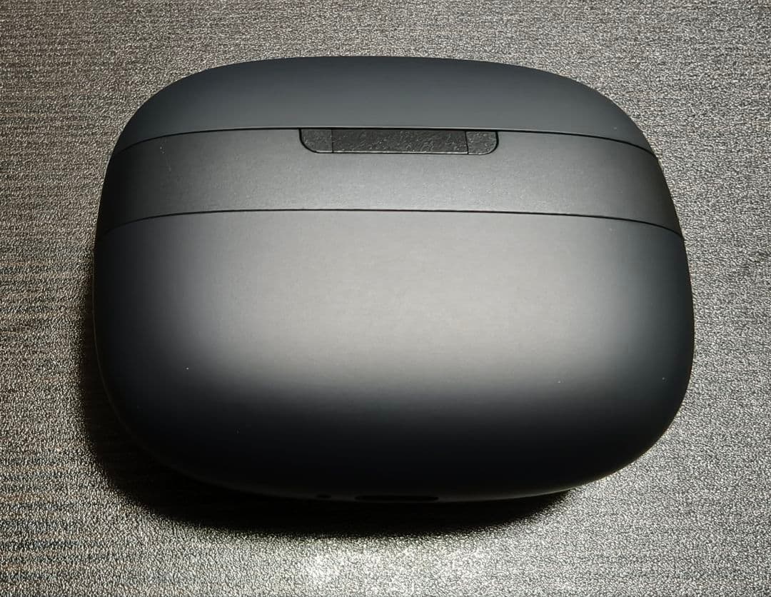 Bowers & Wilkins Pi8 ワイヤレスイヤホン