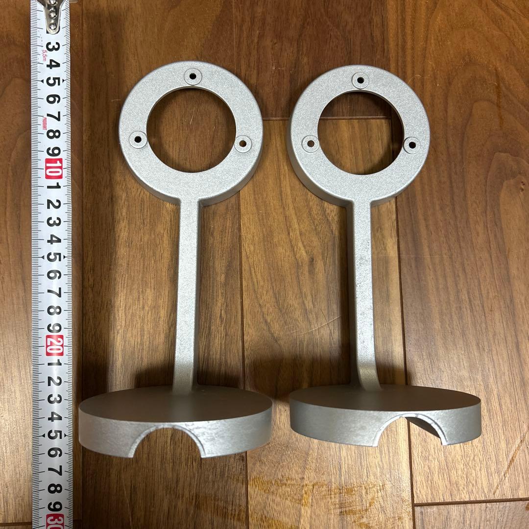 B&O三角スピーカーの壁面設置用台座