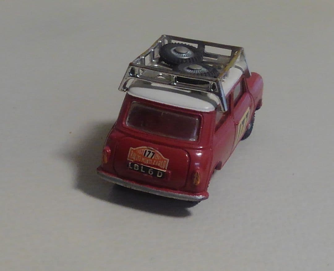 モンテカルロクーパーSダイキャストミニカー