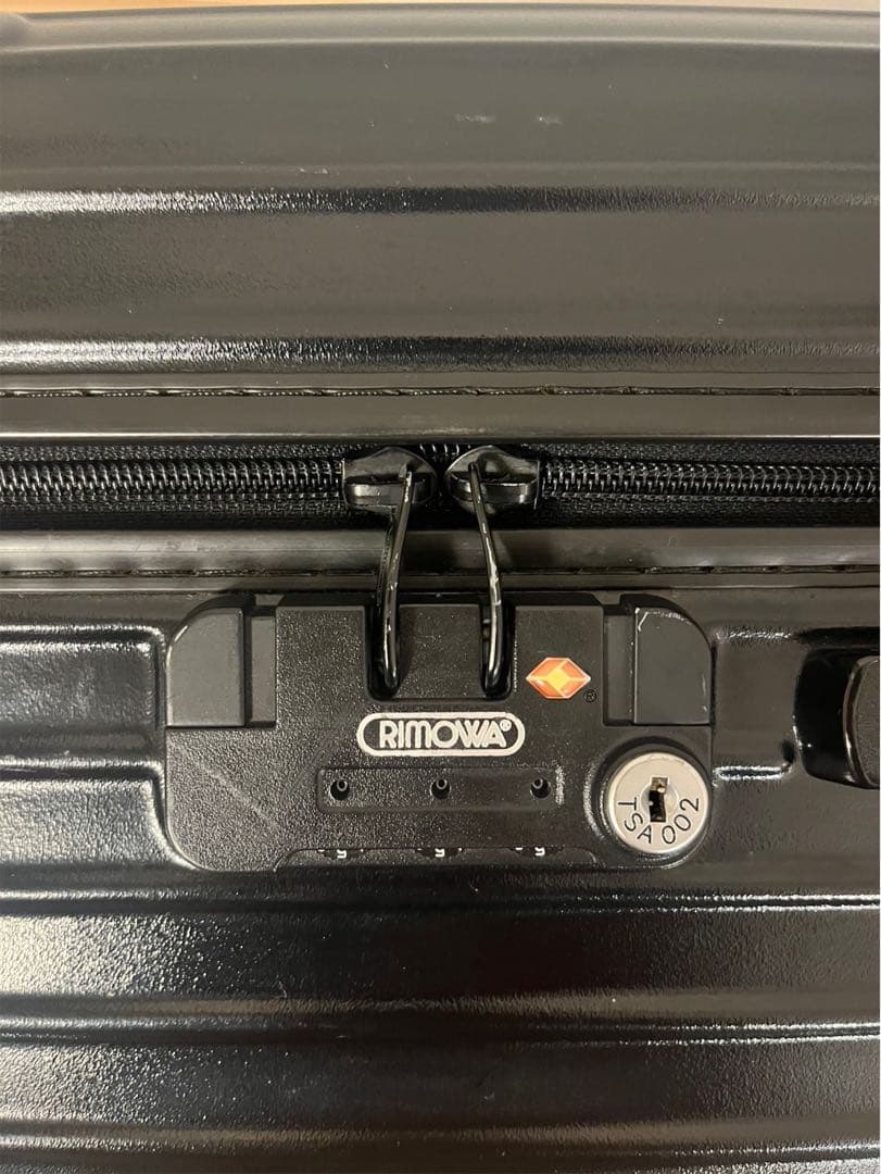 【美品】RIMOWA SALSA リモワ サルサ63L 2輪TSAロック付 黒
