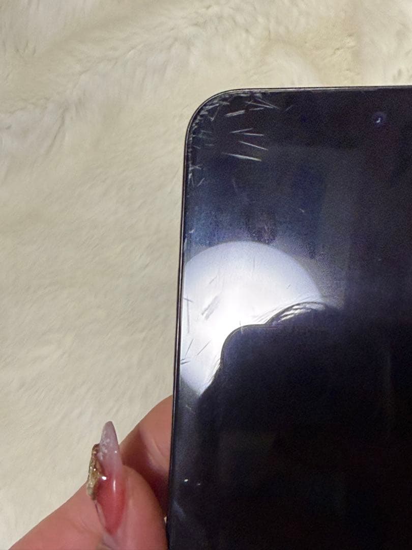 iPhone 15 Pro 本体 ブラックチタニウム