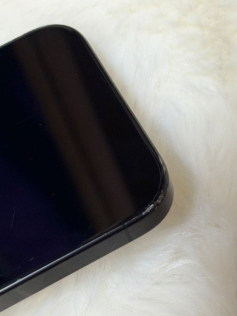 iPhone 15 Pro 本体 ブラックチタニウム