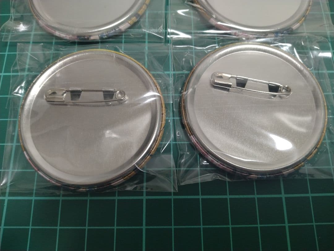 矢澤にこ　缶バッジ　晴れ着　お正月