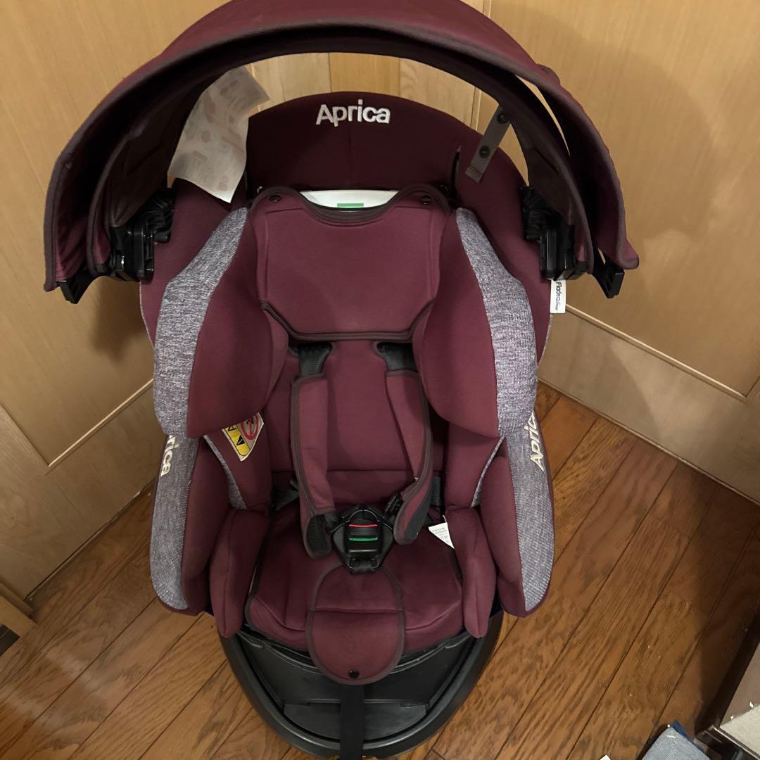 【送料無料】アップリカ フラディアグロウ ISOFIX