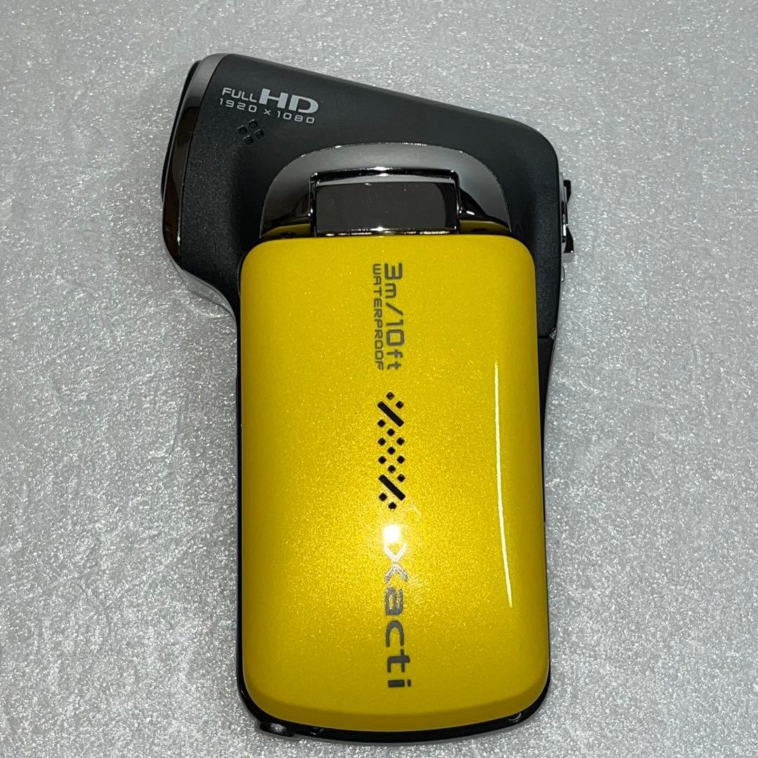 ☆人気美品☆SANYOデジタルムービーカメラXacti DMX-CA100Y