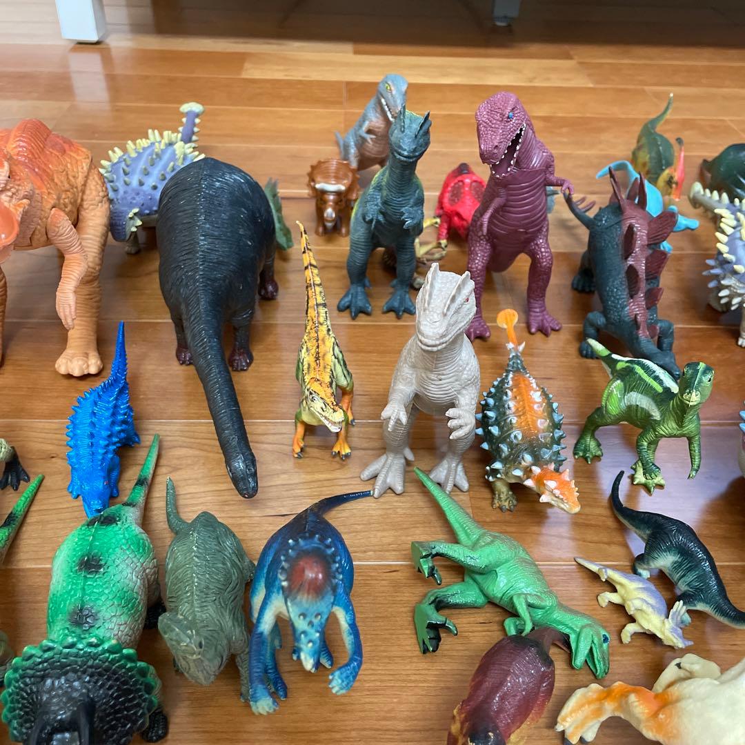 恐竜　フィギュア　おもちゃ　最終価格