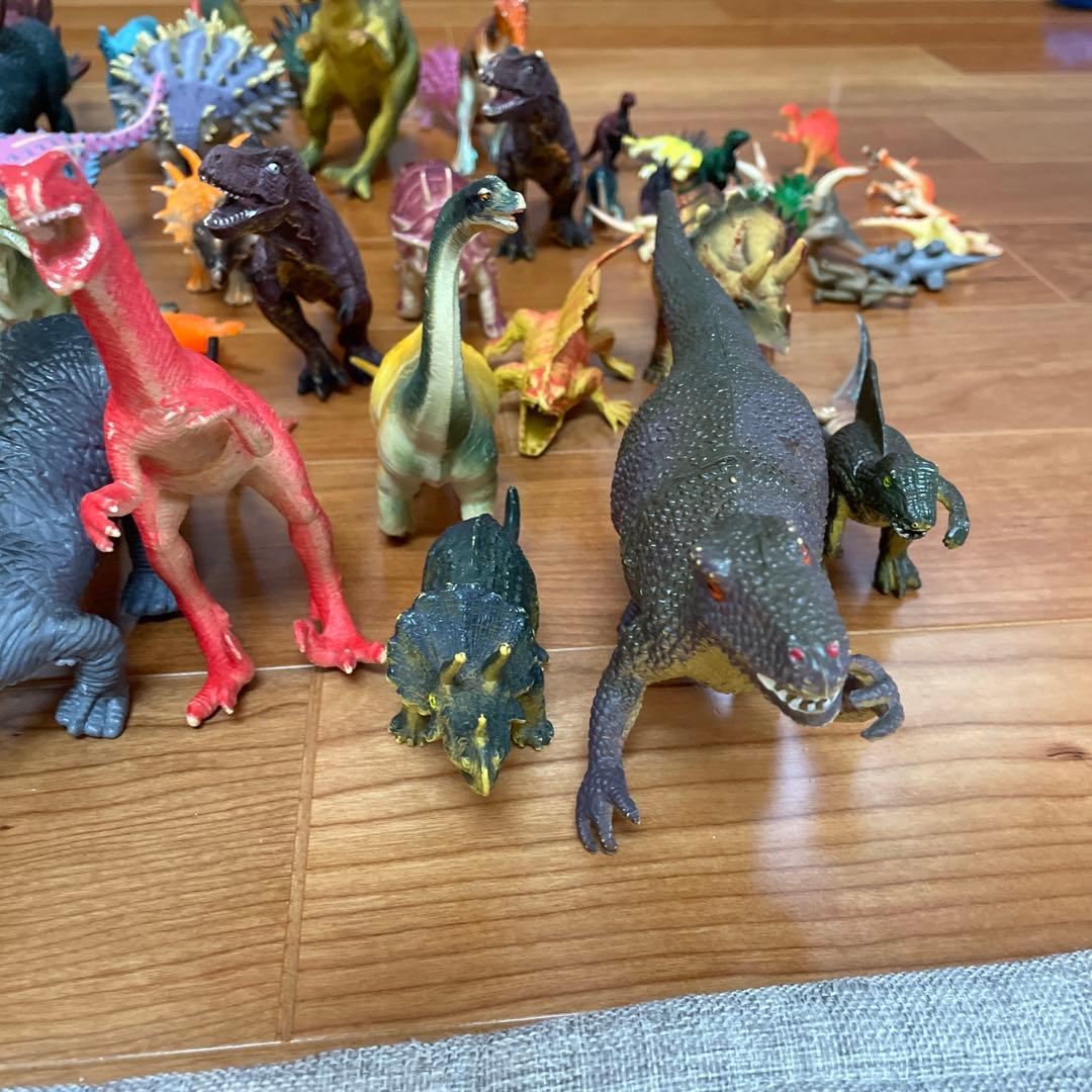 恐竜　フィギュア　おもちゃ　最終価格