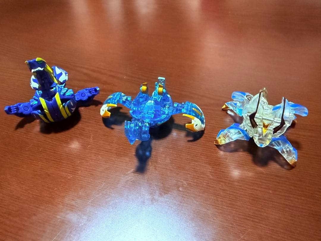 爆TECH爆丸　煌ドラガオンBLUE BLAZE&輝レオネスC&聖アクアスC