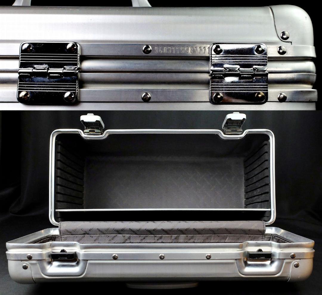 リモワ 940.31 トパーズ『Lufthansa』ALパイロットケース29L