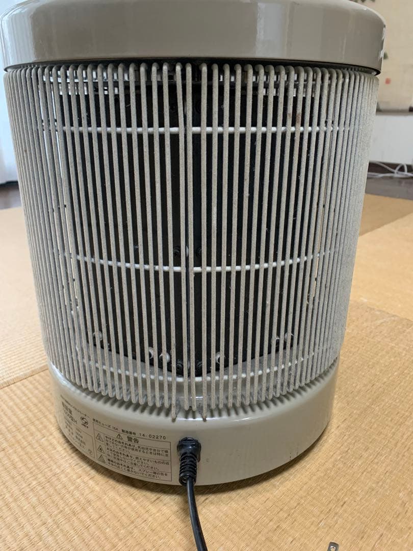 暖話室1000型H 全方位型遠赤外線パネルヒーター