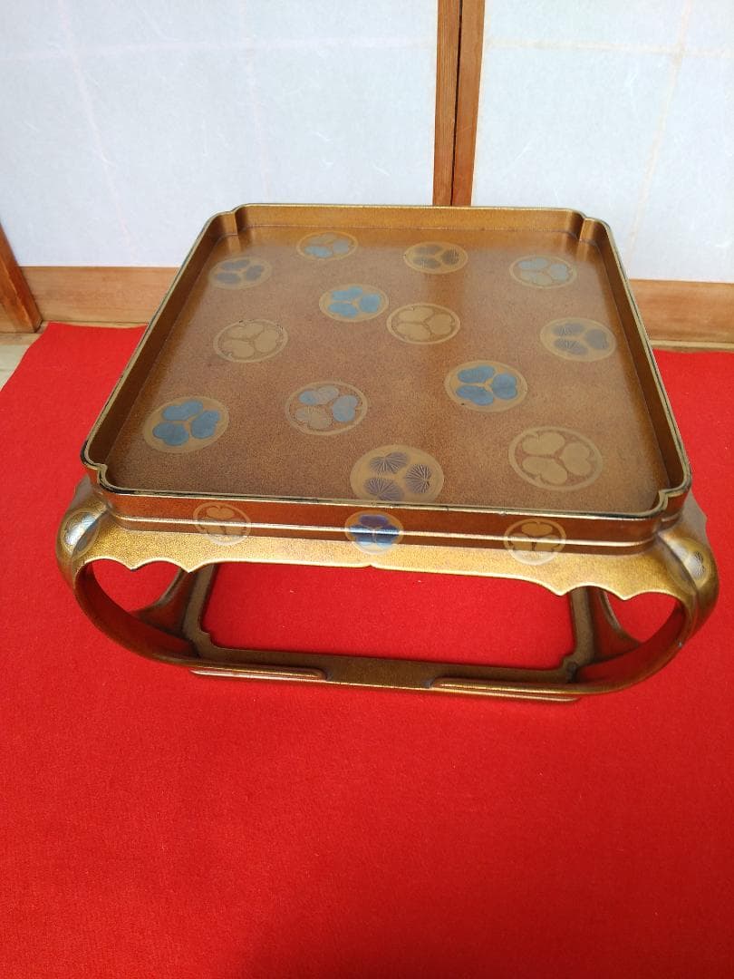 紀州徳川家のお道具展　大阪の某美術館展示品　（懸盤・かけばん・膳・蒔絵）